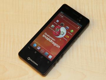 高通驍龍新雙核處理器MSM8930工程機跑分實測 自拍輔助好酷炫！