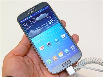 三星GALAXY S4外型直擊加S3簡單比較【SAMSUNG UNPACKED 2013】