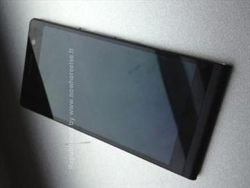 疑似黑色版HUAWEI Honor 3諜照 厚度僅6.18mm