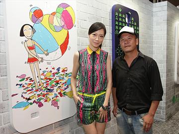 三星推曲家瑞蕭青陽S4彩殼 上傳設計拿獎金