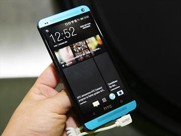 新HTC One極光藍新色 德國搶先動手玩【IFA 2013】
