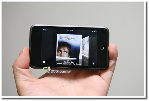 WiFi 無線加持 iPod touch 觸控登場 WiFi 無線加持 iPod touch 觸控登場