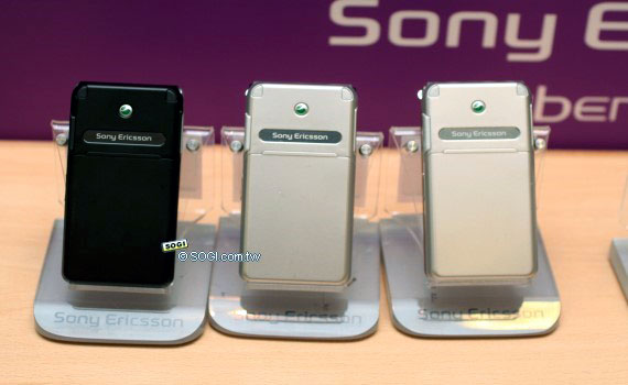 SE新品亮相Z770i、Z555i、R306折疊美型機 SE新品亮相Z770i、Z555i、R306折疊美型機