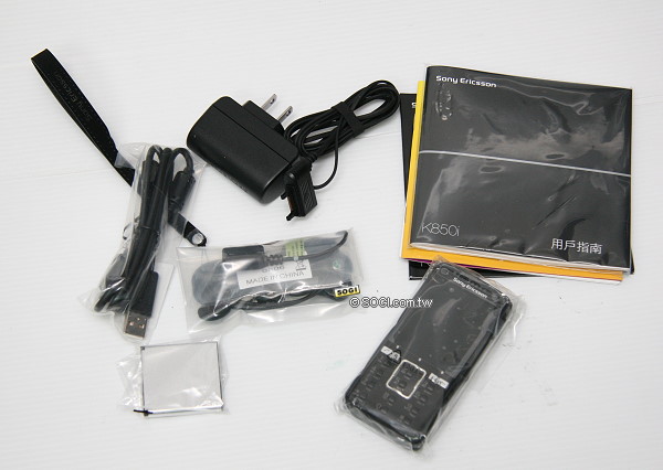 Cyber-shot 黑衣機王 SE K850i 神秘開箱 Cyber-shot 黑衣機王 SE K850i 神秘開箱