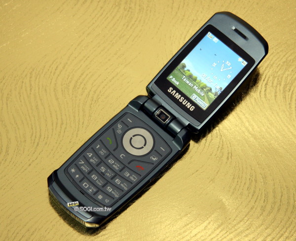 復古旋轉鏡頭 Samsung J638 纖薄 3.5G 代表 復古旋轉鏡頭 Samsung J638 纖薄 3.5G 代表