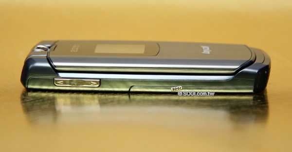 復古旋轉鏡頭 Samsung J638 纖薄 3.5G 代表 復古旋轉鏡頭 Samsung J638 纖薄 3.5G 代表