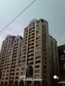 復古旋轉鏡頭 Samsung J638 纖薄 3.5G 代表 復古旋轉鏡頭 Samsung J638 纖薄 3.5G 代表