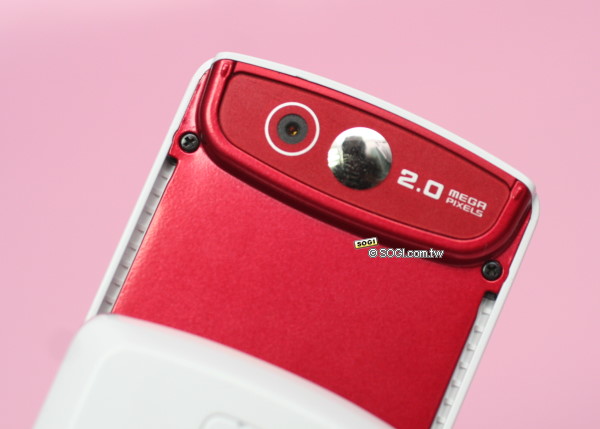 草莓夾心 Samsung F338 紅白新色初登場 草莓夾心 Samsung F338 紅白新色初登場