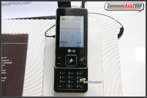 【CommunicAsia 2008】500 萬畫素 LG KC550 & Viewty 新色 【CommunicAsia 2008】500 萬畫素 LG KC550 & Viewty 新色
