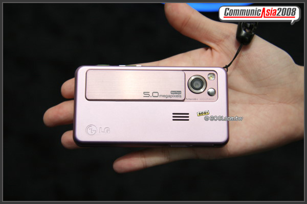 【CommunicAsia 2008】500 萬畫素 LG KC550 & Viewty 新色 【CommunicAsia 2008】500 萬畫素 LG KC550 & Viewty 新色