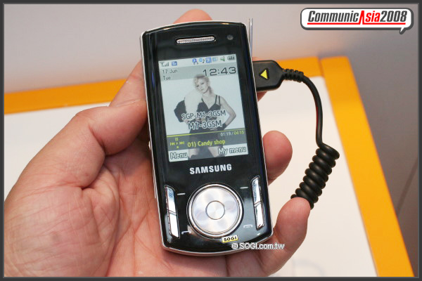 【CommunicAsia 2008】Samsung F408 雙向音樂機 【CommunicAsia 2008】Samsung F408 雙向音樂機