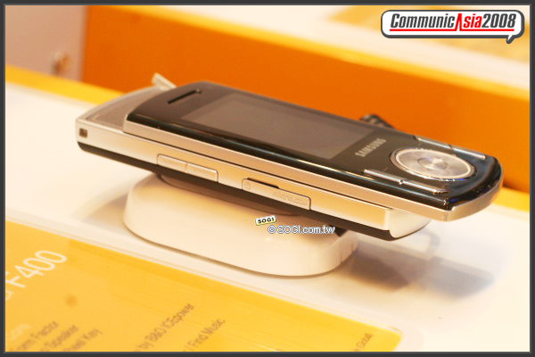 【CommunicAsia 2008】Samsung F408 雙向音樂機 【CommunicAsia 2008】Samsung F408 雙向音樂機