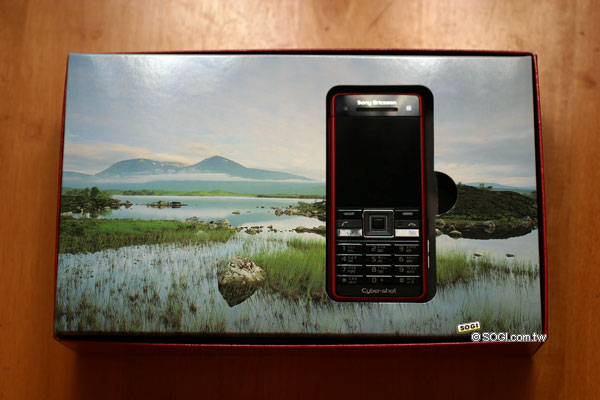 500 萬薄機!Sony Ericsson C902 紅通通開箱文 500 萬薄機!Sony Ericsson C902 紅通通開箱文