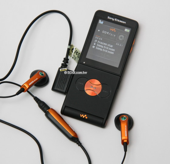 四色齊開箱! SE W350i 驚艷夏天 四色齊開箱! SE W350i 驚艷夏天