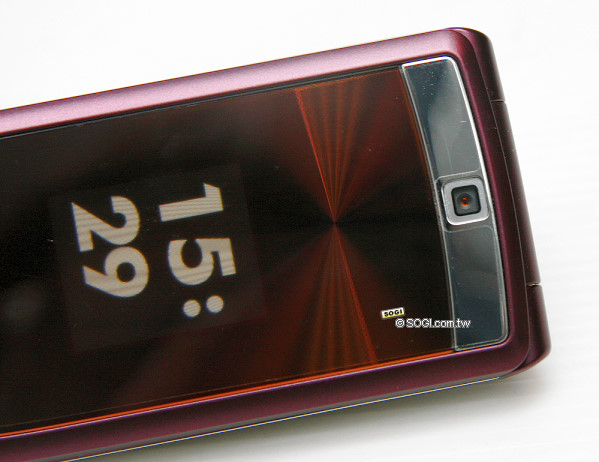 【心動開箱】LG KF300 討她歡心七千有找 【心動開箱】LG KF300 討她歡心七千有找