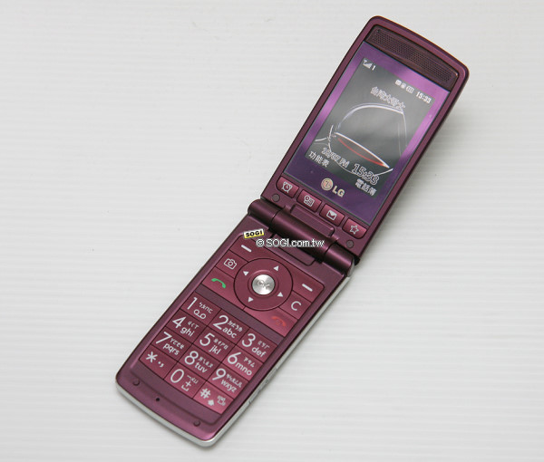 【心動開箱】LG KF300 討她歡心七千有找 【心動開箱】LG KF300 討她歡心七千有找