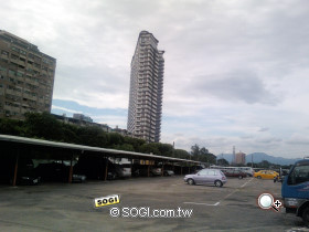 【心動開箱】LG KF300 討她歡心七千有找 【心動開箱】LG KF300 討她歡心七千有找