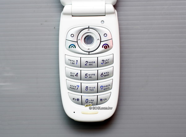 69g 的輕巧!OKWAP A300 通話專用機 69g 的輕巧!OKWAP A300 通話專用機