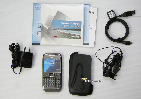10 mm 激瘦!QWERTY 鍵盤 3.5G 商務機 Nokia E71 10 mm 激瘦!QWERTY 鍵盤 3.5G 商務機 Nokia E71