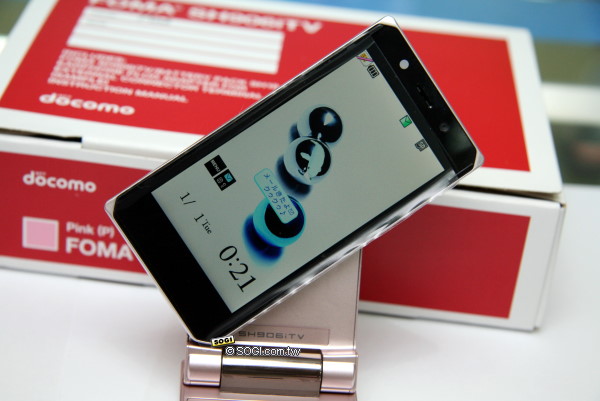 臨場感無可取代AQUOS手機 Sharp SH906iTV 臨場感無可取代AQUOS手機 Sharp SH906iTV