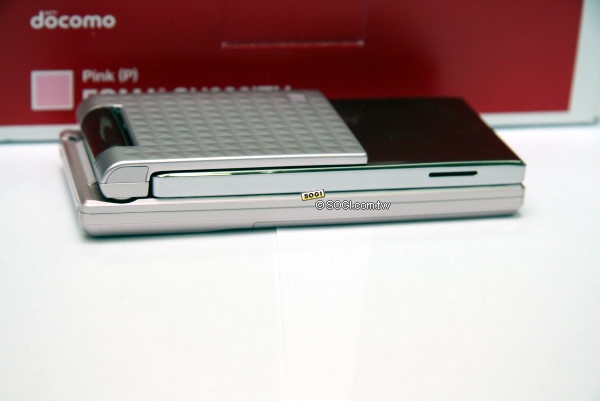 臨場感無可取代AQUOS手機 Sharp SH906iTV 臨場感無可取代AQUOS手機 Sharp SH906iTV