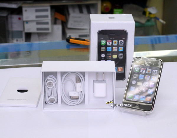 Apple 3G iPhone 破解 空降台灣 16G 開箱玩 Apple 3G iPhone 破解 空降台灣 16G 開箱玩