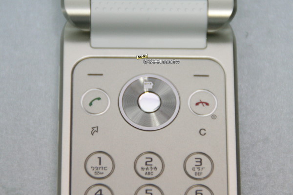 復古收音機！Sony Ericsson R306 廣播放音不打烊