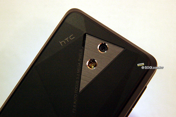 HTC Touch Pro、Touch Viva 補足高階與入門戰線 HTC Touch Pro、Touch Viva 補足高階與入門戰線