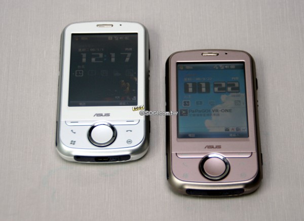 聰明美機!ASUS P320 粉、白新色開箱 聰明美機!ASUS P320 粉、白新色開箱