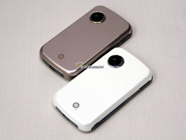 聰明美機!ASUS P320 粉、白新色開箱 聰明美機!ASUS P320 粉、白新色開箱