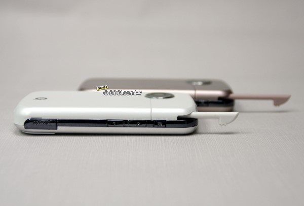 聰明美機!ASUS P320 粉、白新色開箱 聰明美機!ASUS P320 粉、白新色開箱