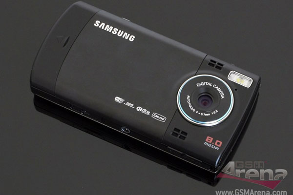 800 萬畫素手機蓄勢待發 五款機型快報