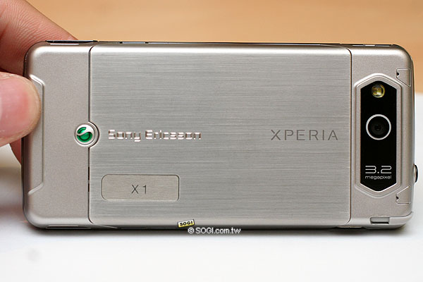 SE X1 旗艦領航英文版 10 月開賣搶先玩 SE X1 旗艦領航英文版 10 月開賣搶先玩