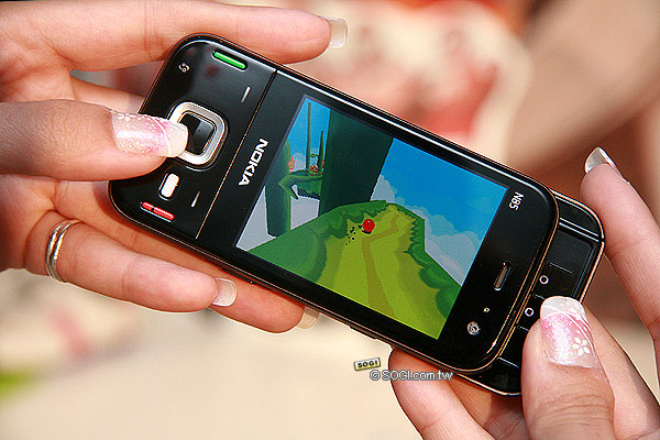 上市在即！Nokia N 系雙機 N79、N85 外型直擊