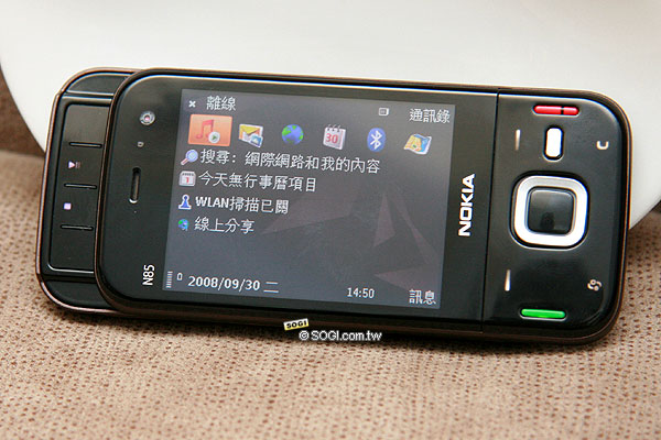 上市在即！Nokia N 系雙機 N79、N85 外型直擊