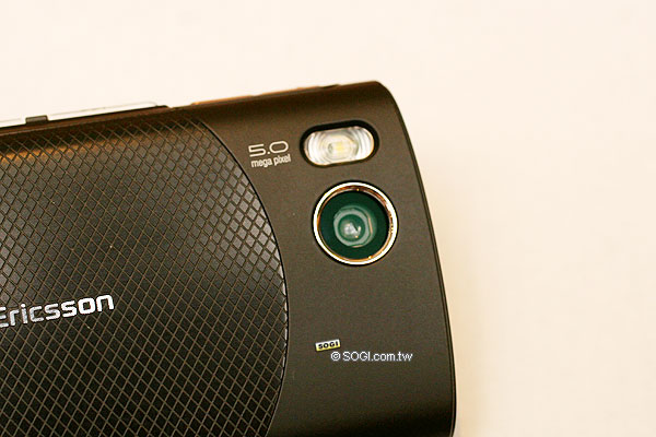 Walkman 相機大進化！SE W595、W902 一次到位