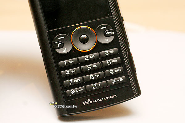 Walkman 相機大進化！SE W595、W902 一次到位