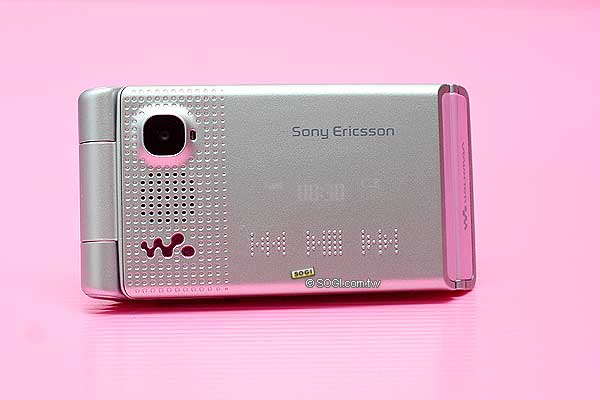 輕盈新裝 SE W910i & W380i 同步登場 輕盈新裝 SE W910i & W380i 同步登場