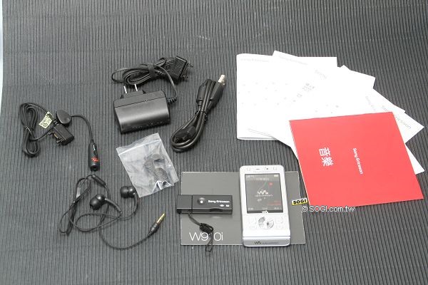 輕盈新裝 SE W910i & W380i 同步登場 輕盈新裝 SE W910i & W380i 同步登場