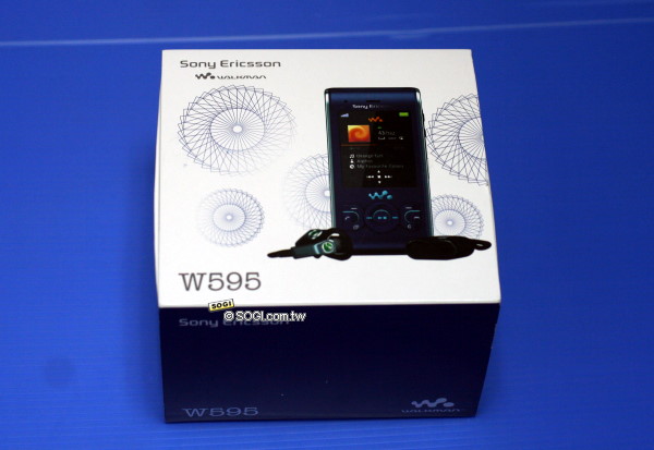 中階好機！Sony Ericsson W595 多頭音樂最有趣