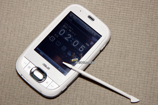 輕巧智慧+魔術觸控 Asus P552W 測試 輕巧智慧+魔術觸控 Asus P552W 測試