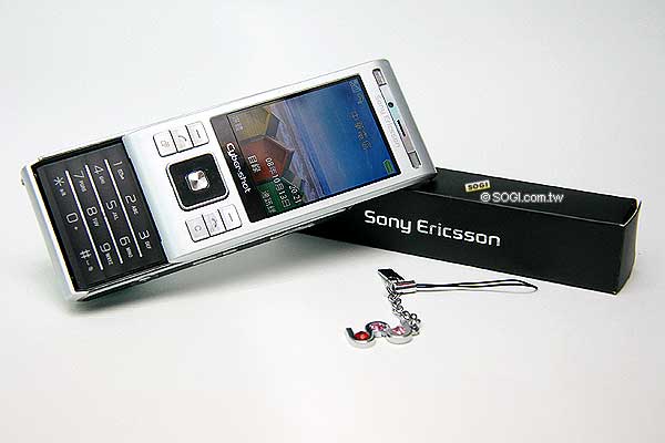 八百萬震撼來襲! Sony Ericsson C905 革命新視界 八百萬震撼來襲! Sony Ericsson C905 革命新視界