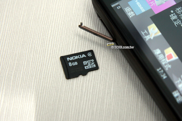 500 萬享樂機開箱!Nokia N85 影音全記錄 500 萬享樂機開箱!Nokia N85 影音全記錄