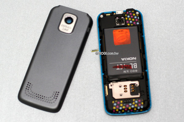 Nokia 7210 Supernova 超薄輕巧、入門超新星 Nokia 7210 Supernova 超薄輕巧、入門超新星