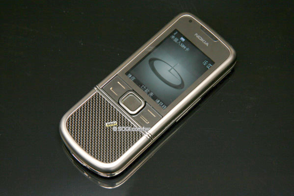 Nokia 8800 Carbon Arte 碳纖維科技貴公子 Nokia 8800 Carbon Arte 碳纖維科技貴公子