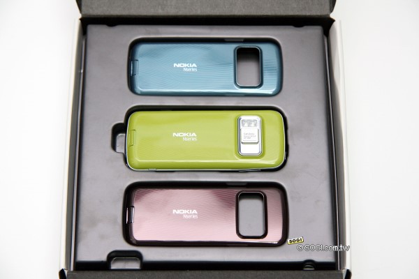 500萬不敗拍照款!Nokia N79 彩殼任你換 500萬不敗拍照款!Nokia N79 彩殼任你換