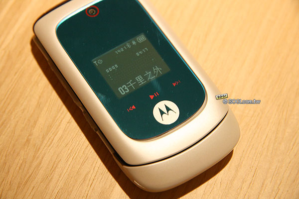 閃吧 M0T0!入門款EM330、EM325 藍牙配件齊發 閃吧 M0T0!入門款EM330、EM325 藍牙配件齊發