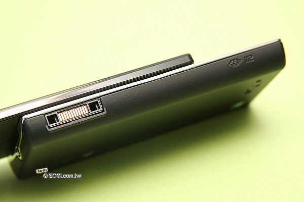 務實經典! 行動上網必備利器 SE G705 試玩 務實經典! 行動上網必備利器 SE G705 試玩