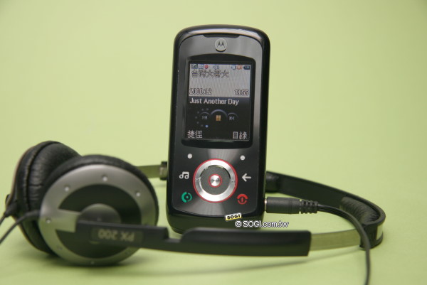 MOTO EM325 平價音樂小金剛 MOTO EM325 平價音樂小金剛