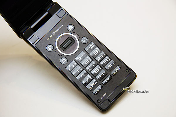 全球首款800萬畫素CCD、AQUOS手機SH-01A 全球首款800萬畫素CCD、AQUOS手機SH-01A